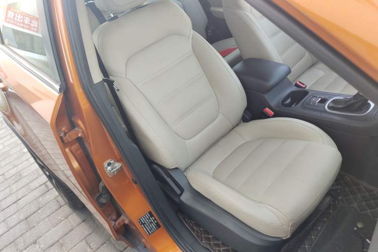 Used MG GS 2015 2.0TGI TST Luxury Edition Right Front Seat
