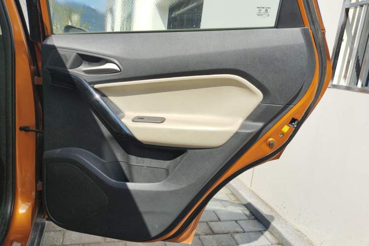 Used MG GS 2015 2.0TGI TST Luxury Edition Right Rear Door Interior