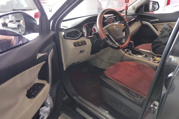 Used MG GS 2015 1.5TGI TST Luxury Edition Driver Seat