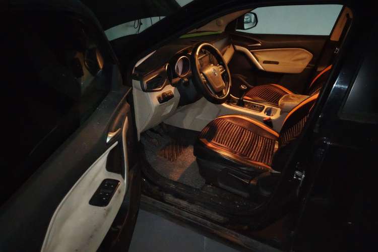 Used MG GS 2015 1.5TGI Manual Elite Edition Driver Seat