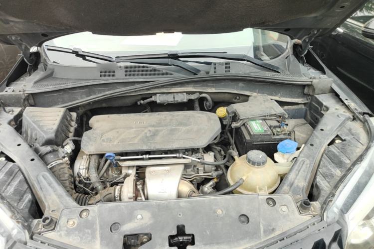 Used MG GS 2015 2.0TGI TST Luxury Edition Engine Bay