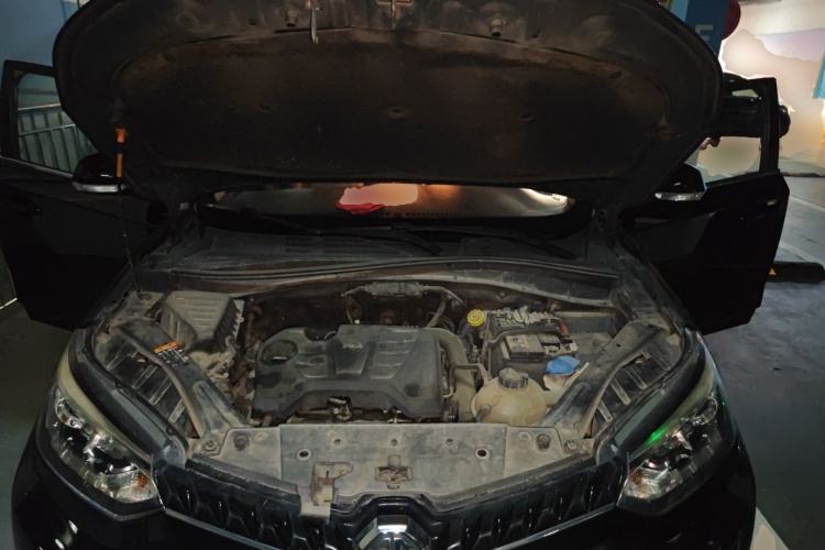 Used MG GS 2015 1.5TGI TST Luxury Edition Engine Bay