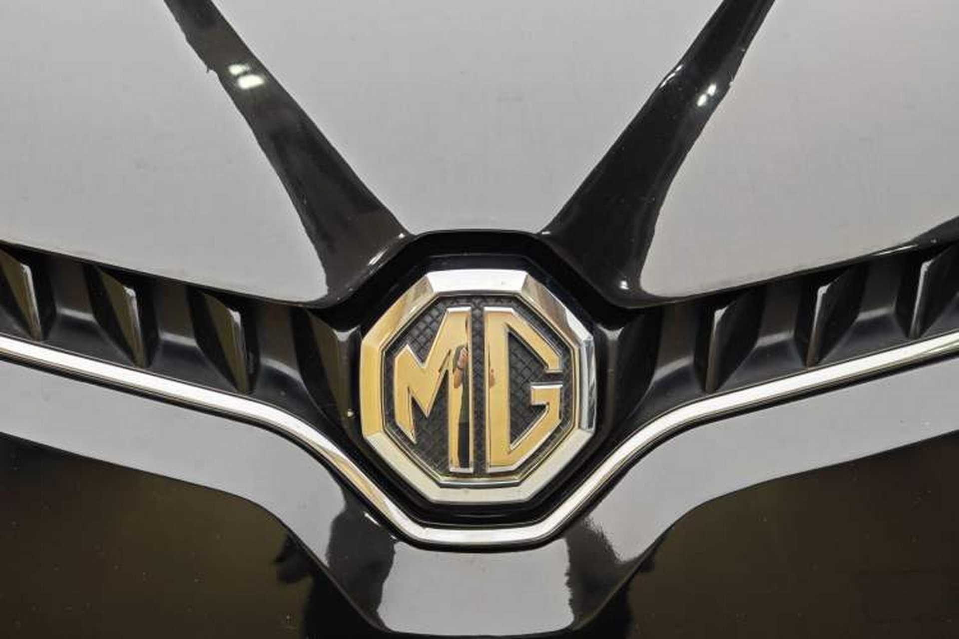 Used MG GS 2015 2.0TGI TST Luxury Edition Exterior 12