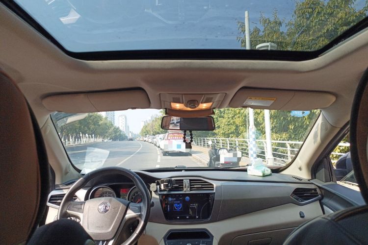 Used MG GS 2015 1.5TGI TST Elite Edition Headliner