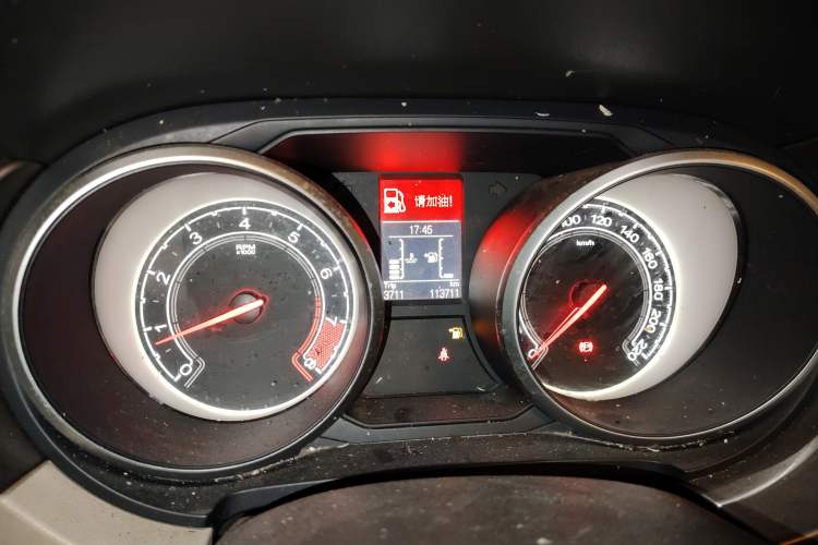 Used MG GS 2015 1.5TGI Manual Elite Edition Instrument Cluster