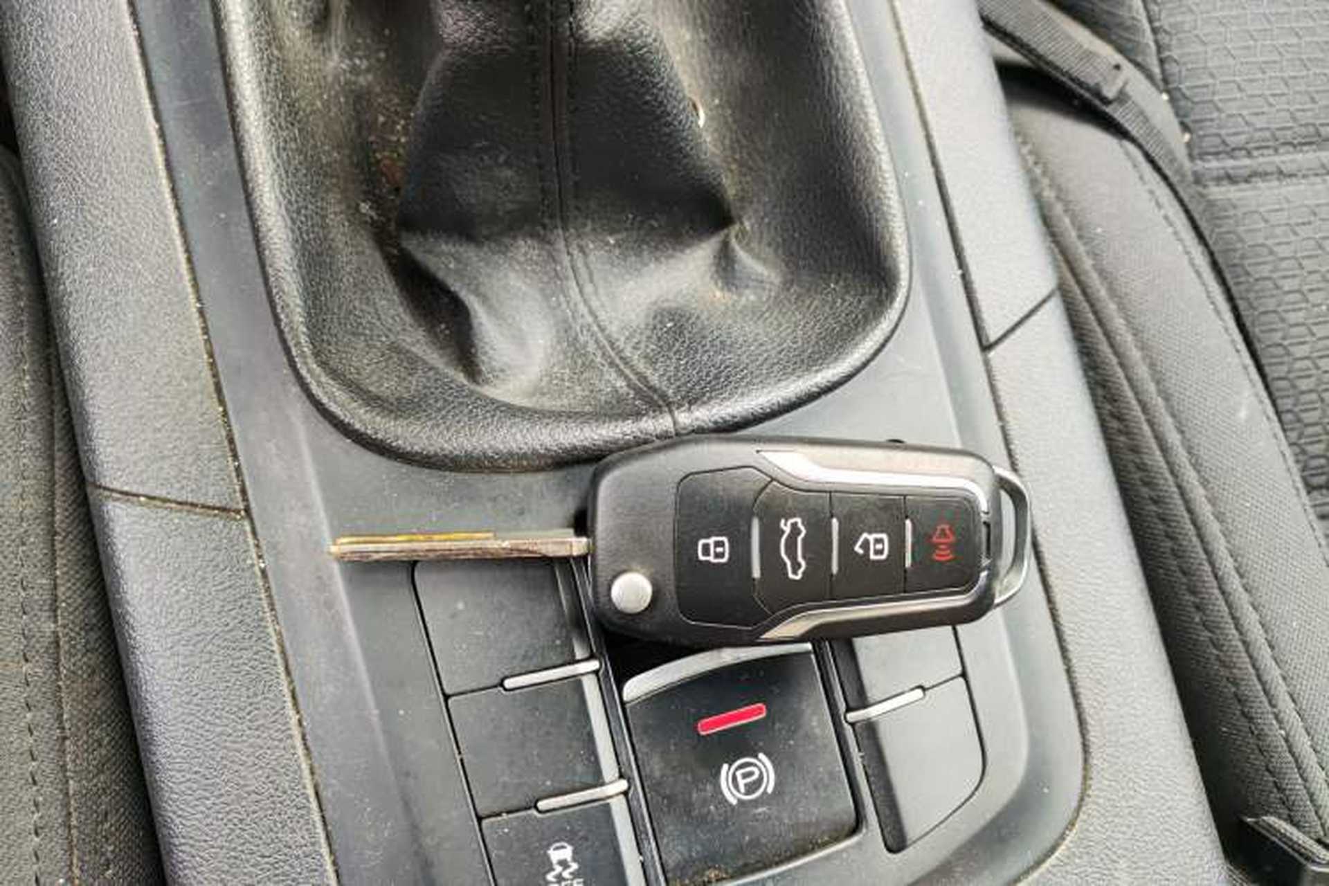 Used MG GS 2015 1.5TGI Manual Elite Edition Interior 1