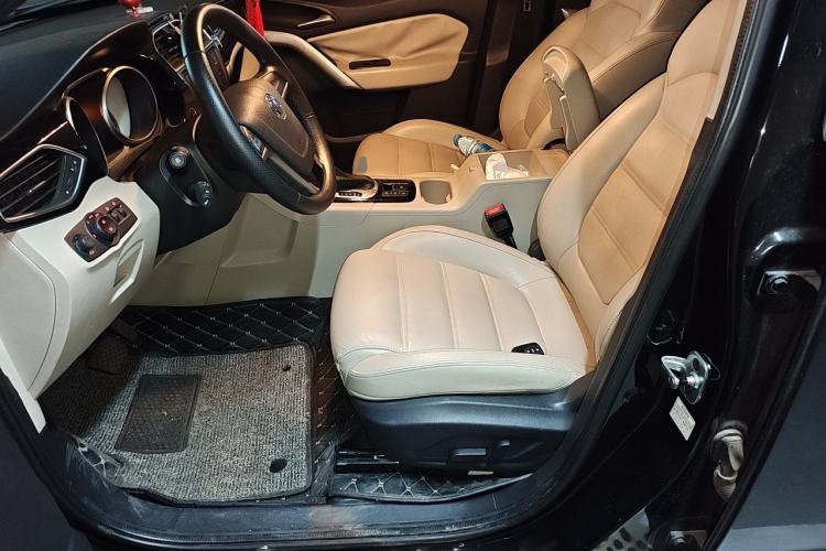 Used MG GS 2015 2.0TGI TST Luxury Edition Left Front Seat