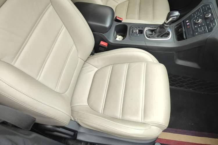 Used MG GS 2015 2.0TGI TST Luxury Edition Right Front Seat