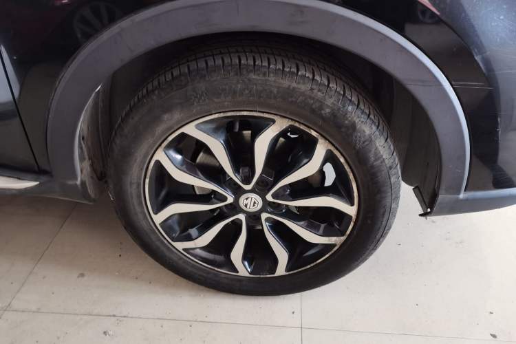 Used MG GS 2015 1.5TGI TST Luxury Edition Right Front Wheel Hub