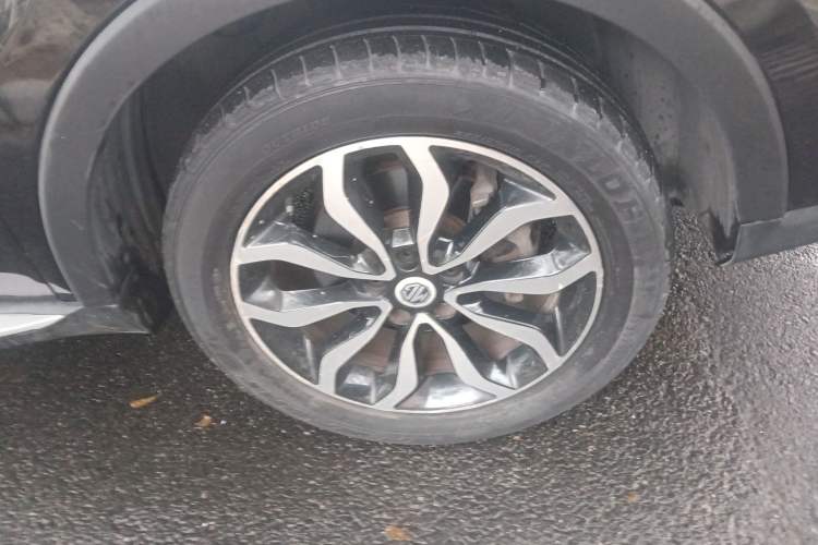 Used MG GS 2015 1.5TGI TST Luxury Edition Right Front Wheel Hub