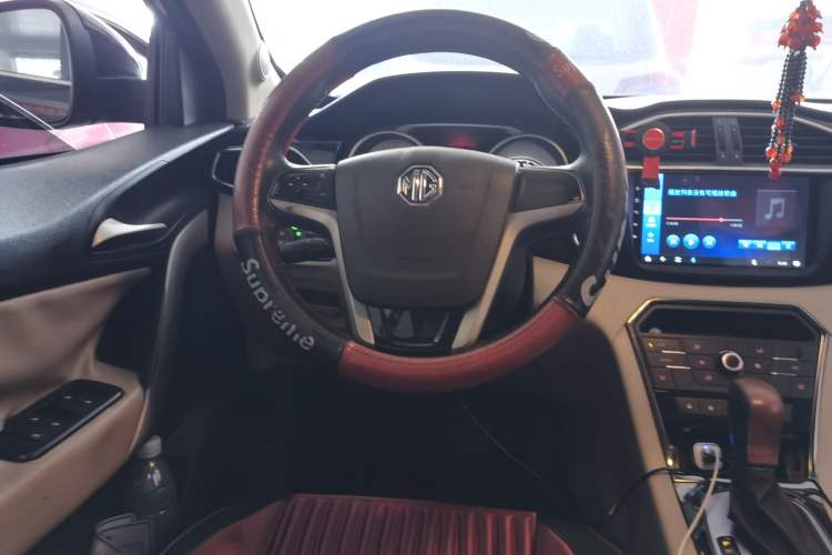 Used MG GS 2015 1.5TGI TST Luxury Edition Steering Wheel