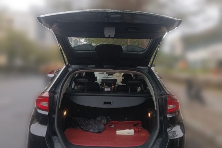 Used MG GS 2015 1.5TGI TST Luxury Edition Trunk
