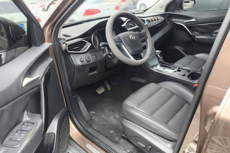 Used MG GS 2015 1.5TGI TST Luxury Edition Driver Seat