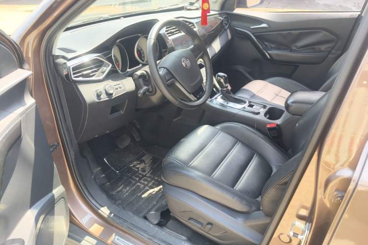 Used MG GS 2015 2.0TGI TST Luxury Edition Driver Seat