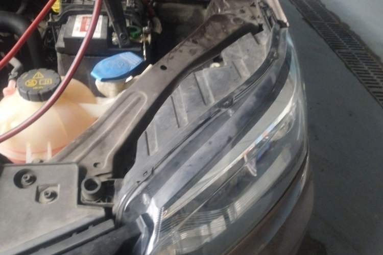 Used MG GS 2015 1.5TGI TST Luxury Edition Engine Bay Left