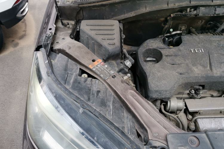 Used MG GS 2015 1.5TGI TST Luxury Edition Engine Bay Right