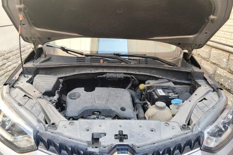 Used MG GS 2015 1.5TGI TST Luxury Edition Engine Bay