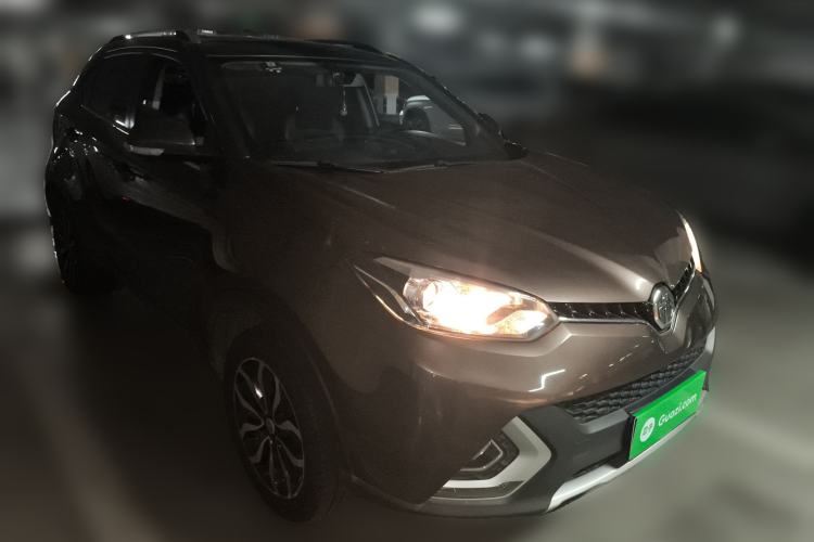 Used MG GS 2015 1.5TGI TST Luxury Edition Front Right 45 Deg