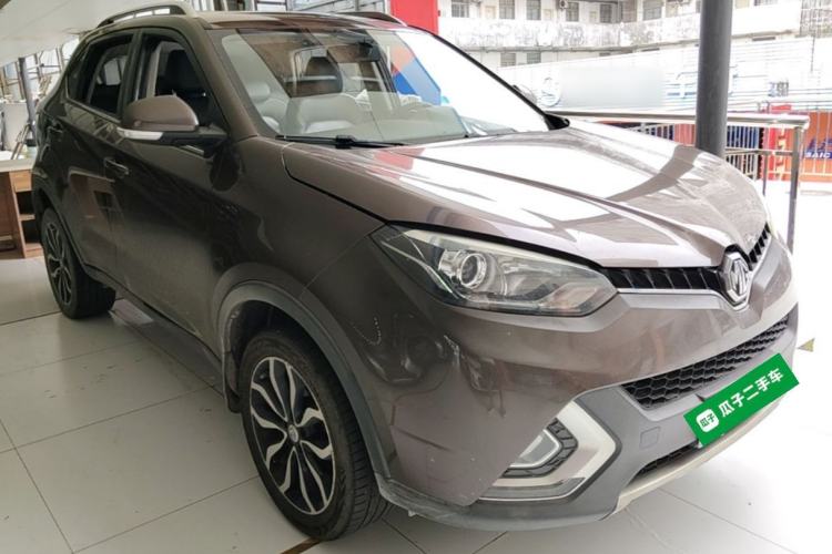 Used MG GS 2015 1.5TGI TST Luxury Edition Front Right 45 Deg