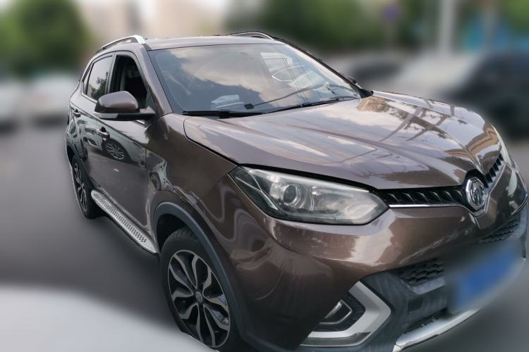 Used MG GS 2015 1.5TGI TST Luxury Edition Front Right 45 Deg