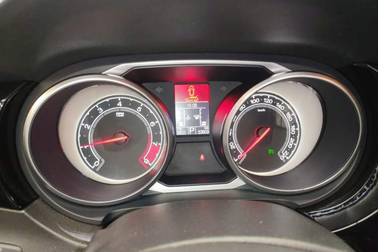 Used MG GS 2015 1.5TGI TST Luxury Edition Instrument Cluster