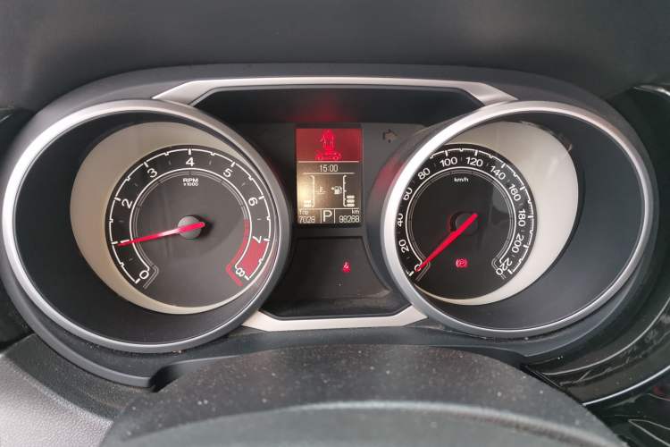 Used MG GS 2015 1.5TGI TST Luxury Edition Instrument Cluster