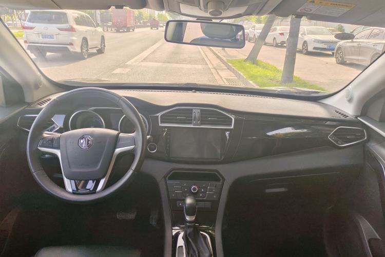 Used MG GS 2015 1.5TGI TST Luxury Edition Interior 3