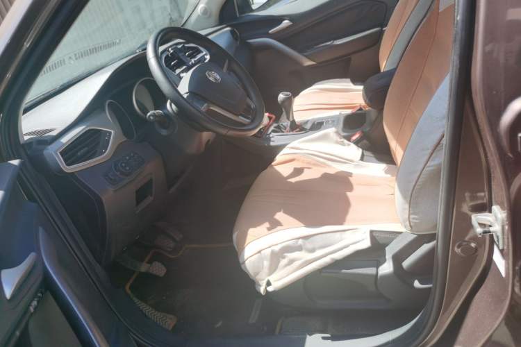 Used MG GS 2015 1.5TGI Manual Elite Edition Left Front Seat