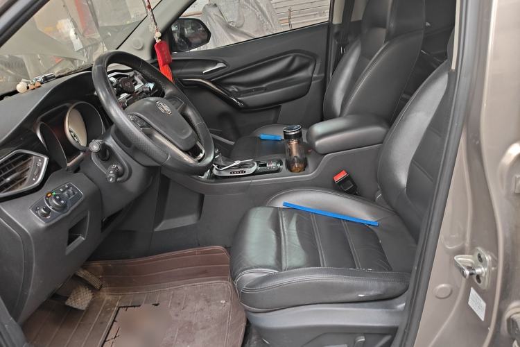 Used MG GS 2015 1.5TGI TST Luxury Edition Left Front Seat