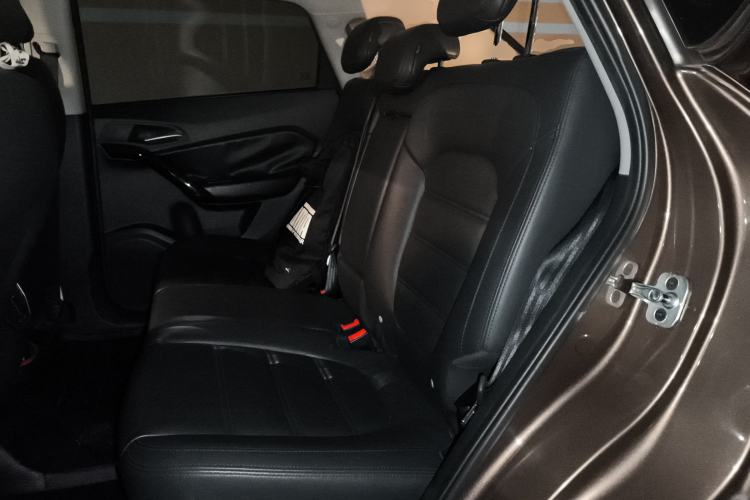 Used MG GS 2015 1.5TGI TST Luxury Edition Left Rear Seat