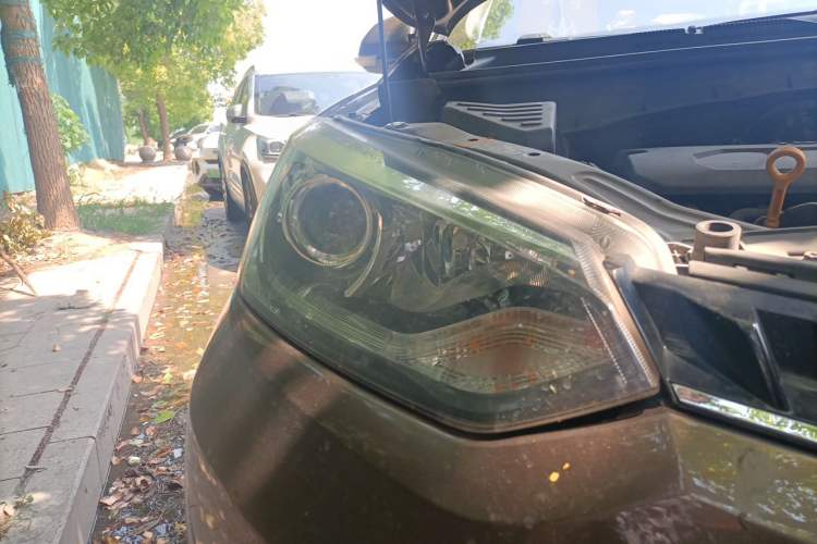 Used MG GS 2015 2.0TGI TST Luxury Edition Right Front Headlight
