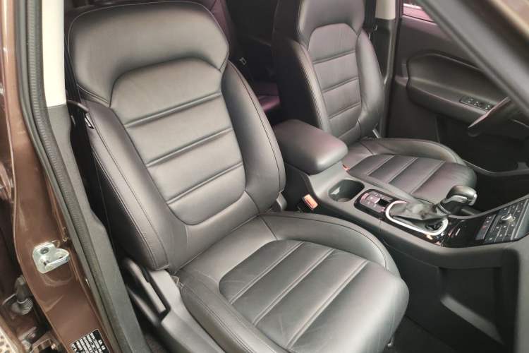 Used MG GS 2015 1.5TGI TST Luxury Edition Right Front Seat