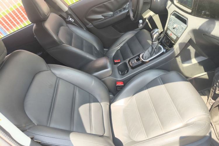 Used MG GS 2015 2.0TGI TST Luxury Edition Right Front Seat