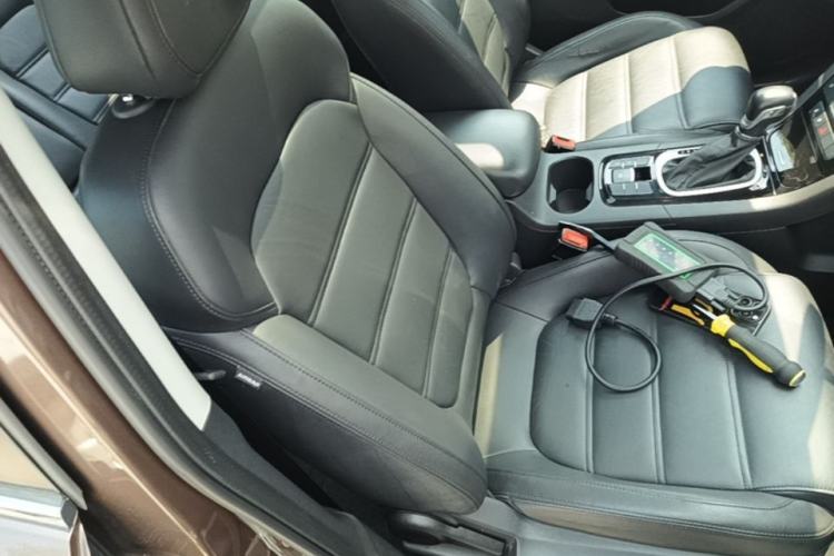 Used MG GS 2015 1.5TGI TST Luxury Edition Right Front Seat