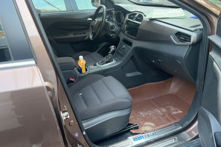 Used MG GS 2015 1.5TGI TST Elite Edition Right Front Seat