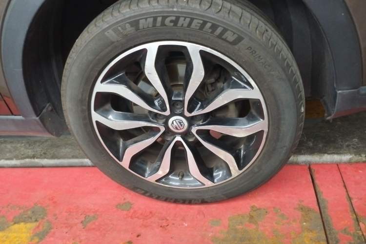 Used MG GS 2015 1.5TGI TST Luxury Edition Right Front Wheel Hub