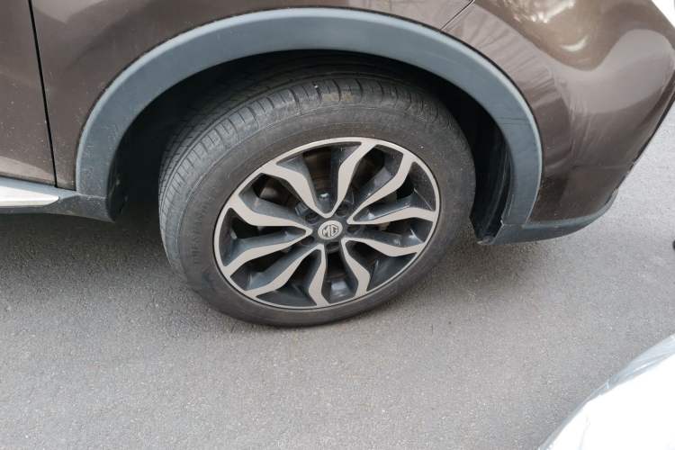 Used MG GS 2015 1.5TGI TST Luxury Edition Right Front Wheel Hub
