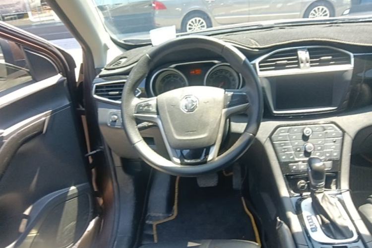 Used MG GS 2015 1.5TGI TST Luxury Edition Steering Wheel