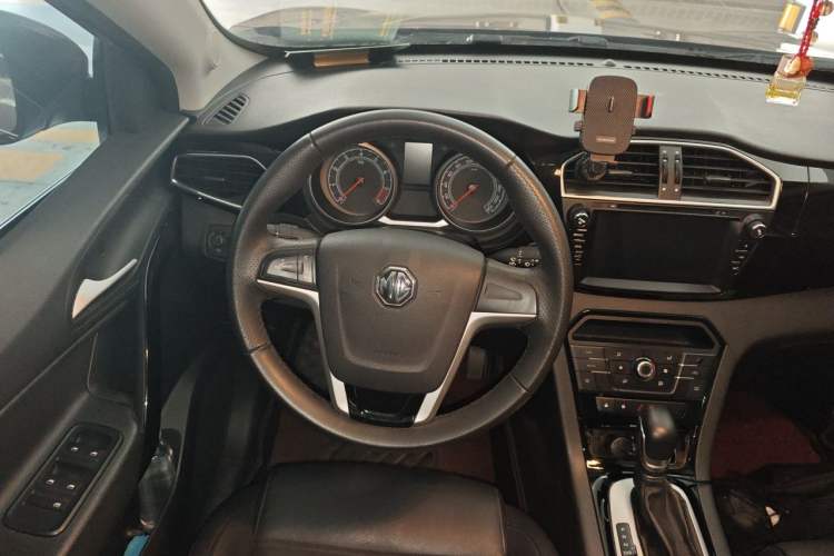 Used MG GS 2015 1.5TGI TST Luxury Edition Steering Wheel