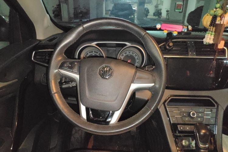 Used MG GS 2015 1.5TGI TST Luxury Edition Steering Wheel