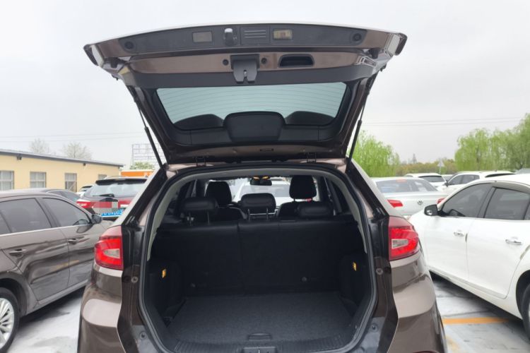Used MG GS 2015 1.5TGI TST Luxury Edition Trunk