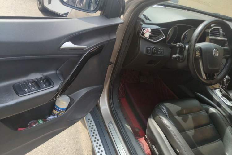 Used MG GS 2015 1.5TGI TST Luxury Edition Driver Seat