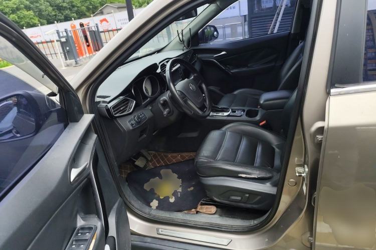 Used MG GS 2015 1.5TGI TST Luxury Edition Driver Seat