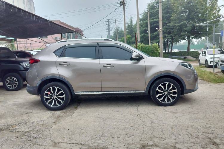 Used MG GS 2015 2.0TGI TST Luxury Edition Exterior 3