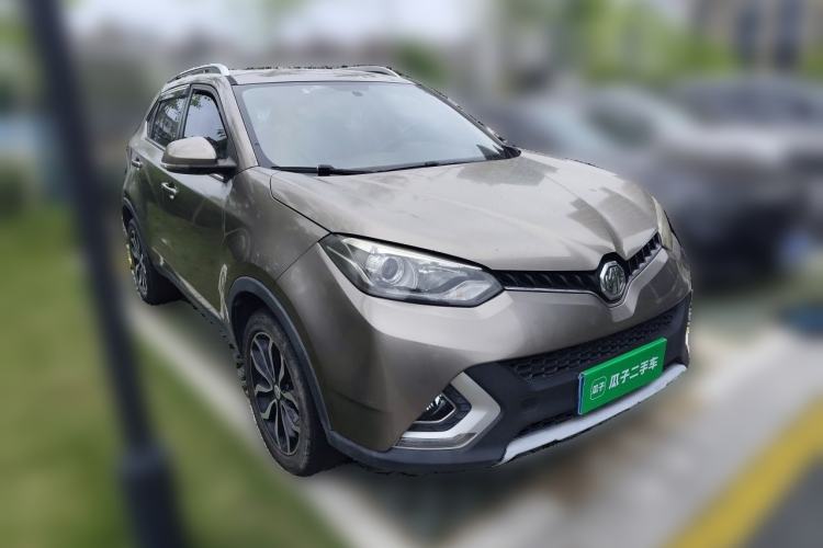 Used MG GS 2015 1.5TGI TST Luxury Edition Front Right 45 Deg