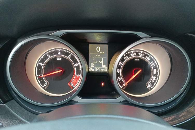 Used MG GS 2015 1.5TGI TST Luxury Edition Instrument Cluster