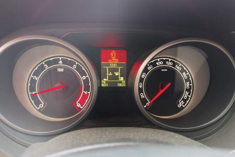 Used MG GS 2015 1.5TGI Manual Elite Edition Instrument Cluster
