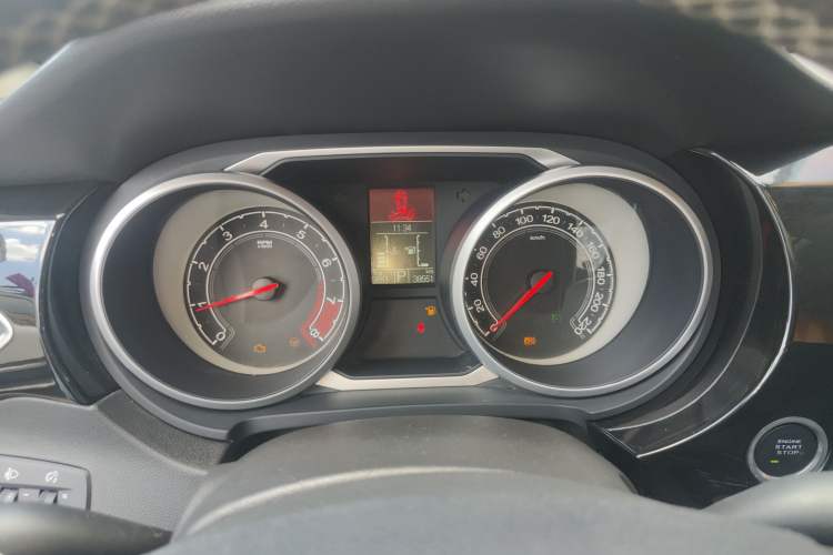 Used MG GS 2015 2.0TGI TST Luxury Edition Instrument Cluster