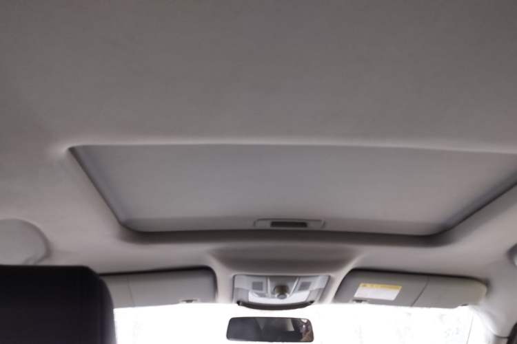 Used MG GS 2015 2.0TGI TST Luxury Edition Interior 6
