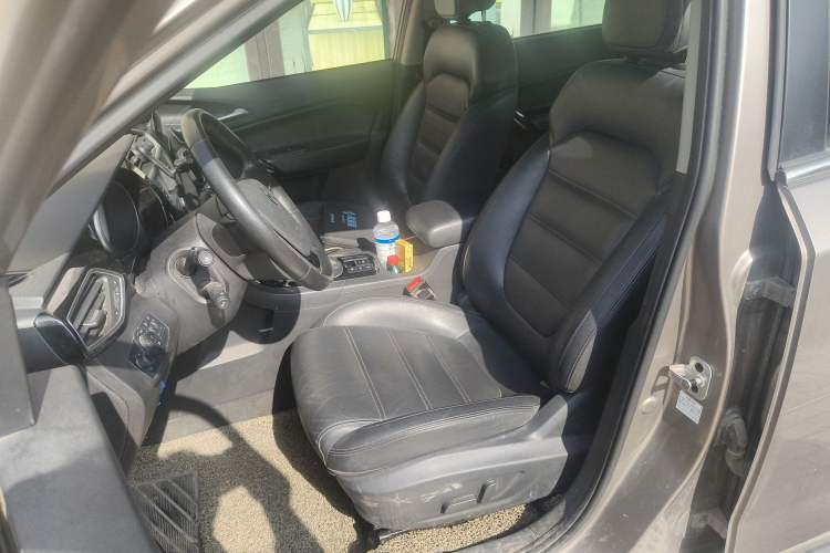 Used MG GS 2015 2.0TGI TST Luxury Edition Left Front Seat